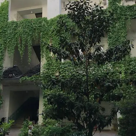 Apartment Park Oasis: Modern Near Szechenyi Bath Budapest